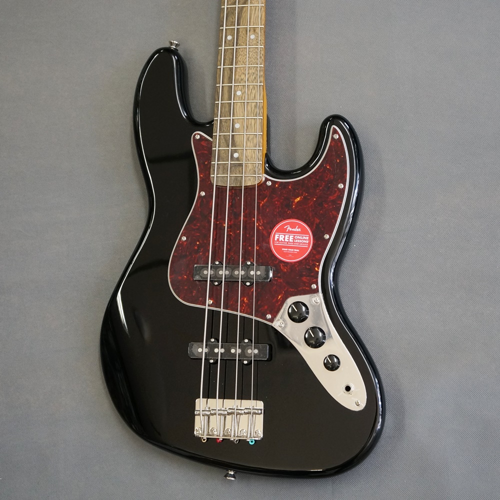 【美品】Squier Jazz Bass by Fenderジャズベース 黒