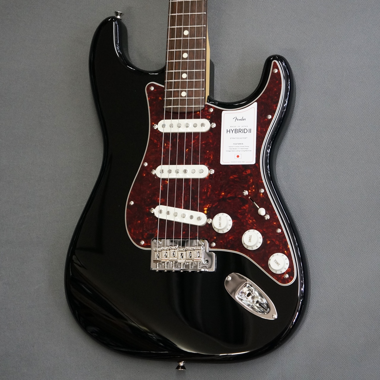 Fender Made in Japan Hybrid II Stratocaster - Black - / 楽器
